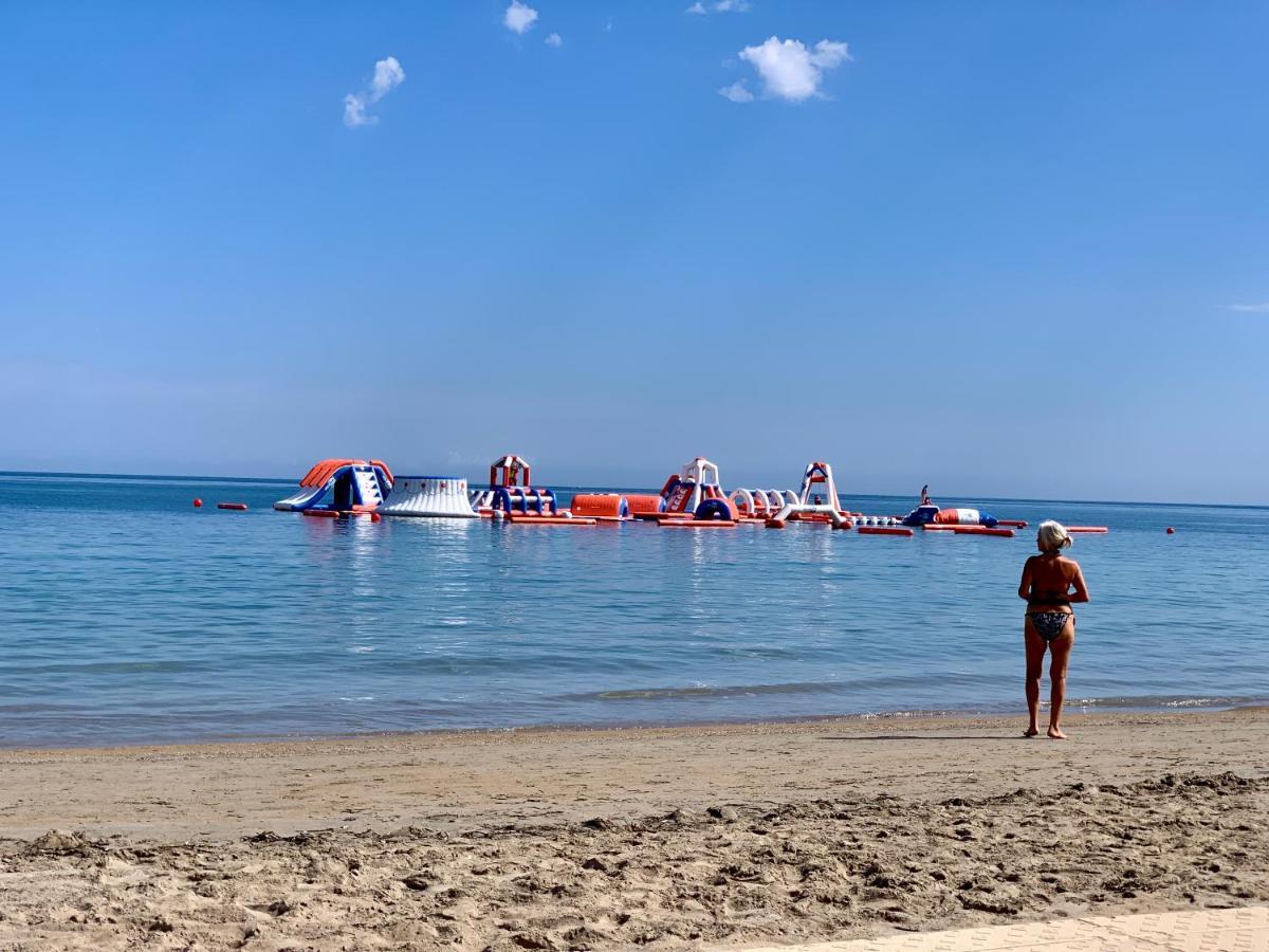 La Sirena - Both City And Beach Of 德尼亚 外观 照片